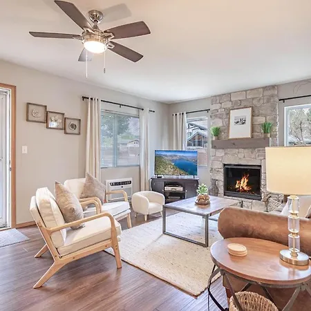 4 Beds! Walk To Town! Grnd Floor Condo, Modern, Summer Ac